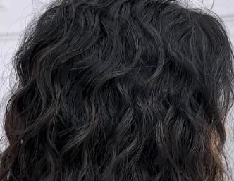 和大家分享一些圆脸的发型吧！